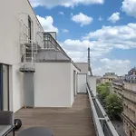 Canopy By Hilton Eiffel Tower ホテル パリ