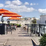 Canopy By Hilton Eiffel Tower 4*