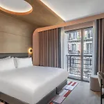 Canopy By Hilton Eiffel Tower Otel Paris