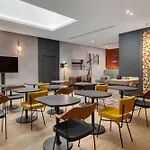 Canopy By Hilton Eiffel Tower Hotel 4*
