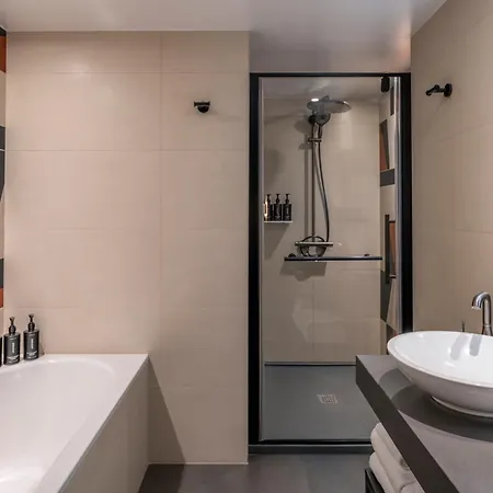 Hotel Canopy By Hilton Eiffel Tower París