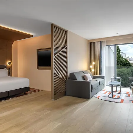 Hotel Canopy By Hilton Eiffel Tower 4*