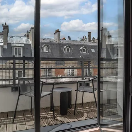 Canopy By Hilton Eiffel Tower 4*