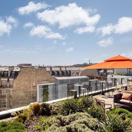 Canopy By Hilton Eiffel Tower París