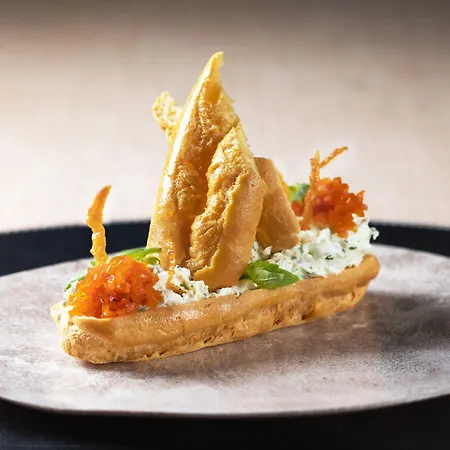 Canopy By Hilton Eiffel Tower