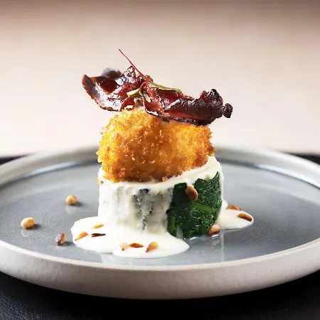 Hotel Canopy By Hilton Eiffel Tower