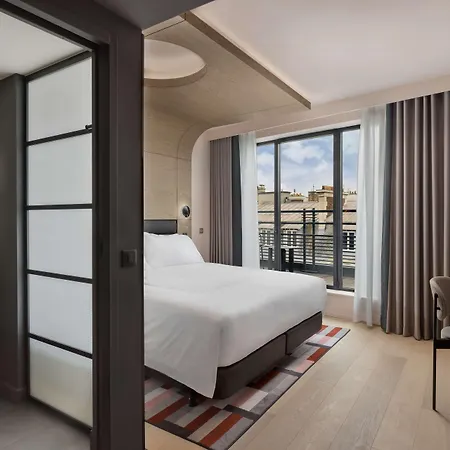 Canopy By Hilton Eiffel Tower 4*