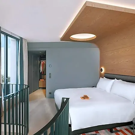 Canopy By Hilton Eiffel Tower Hotel Paris