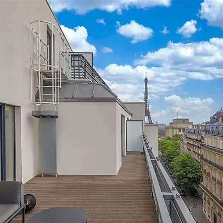 Canopy By Hilton Eiffel Tower Hotel Paris