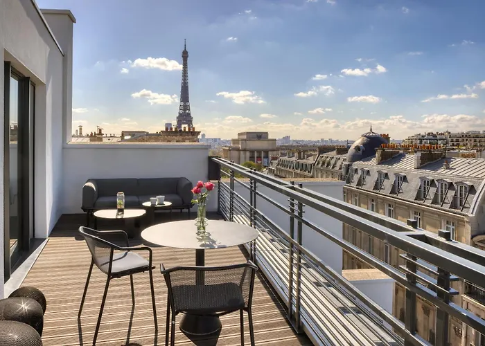 Canopy By Hilton Eiffel Tower
