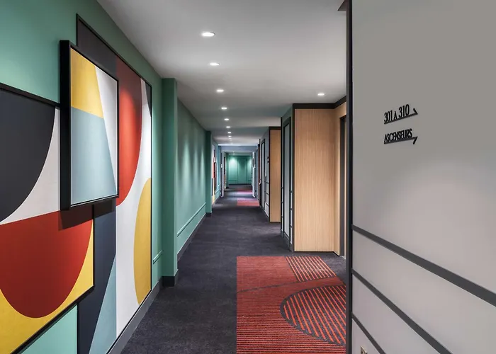 Canopy By Hilton Eiffel Tower Hotel Paris