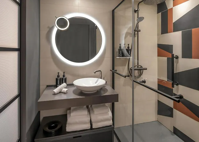 Hotell Canopy By Hilton Eiffel Tower 4*