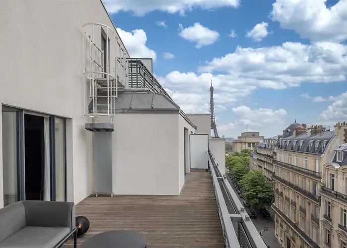Canopy By Hilton Eiffel Tower Hotel Paris