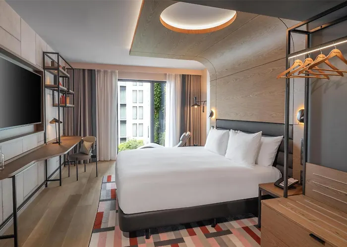 Canopy By Hilton Eiffel Tower Paris