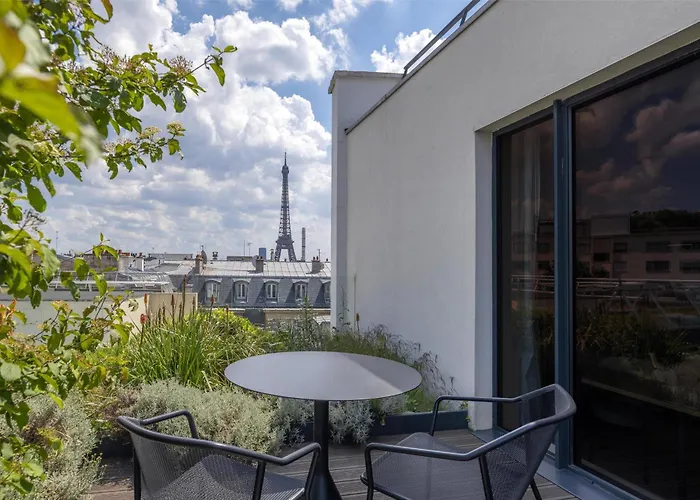 Canopy By Hilton Eiffel Tower Hotel Paris
