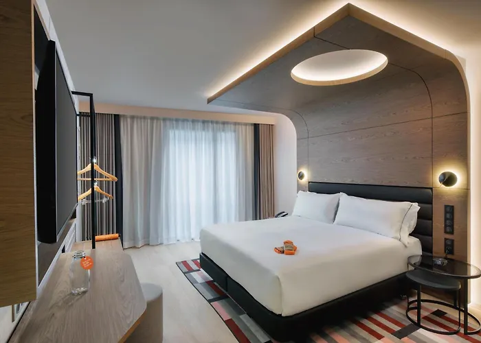 Canopy By Hilton Eiffel Tower