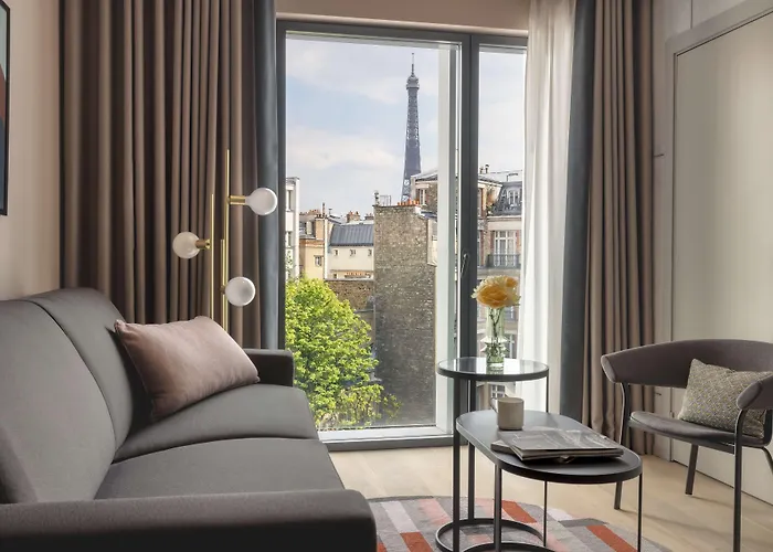 Hotel Canopy By Hilton Eiffel Tower