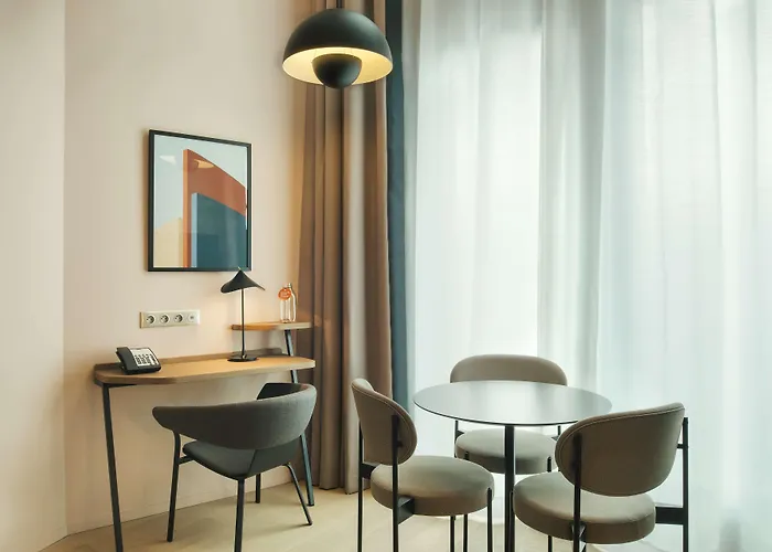 Hotel Canopy By Hilton Eiffel Tower Paris