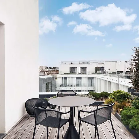 호텔 Canopy By Hilton Eiffel Tower 4*