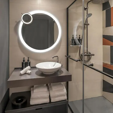 ホテル Canopy By Hilton Eiffel Tower 4*