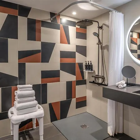 Canopy By Hilton Eiffel Tower